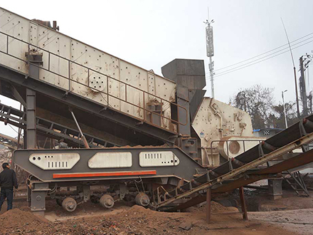 移動式建筑垃圾破碎機(jī)